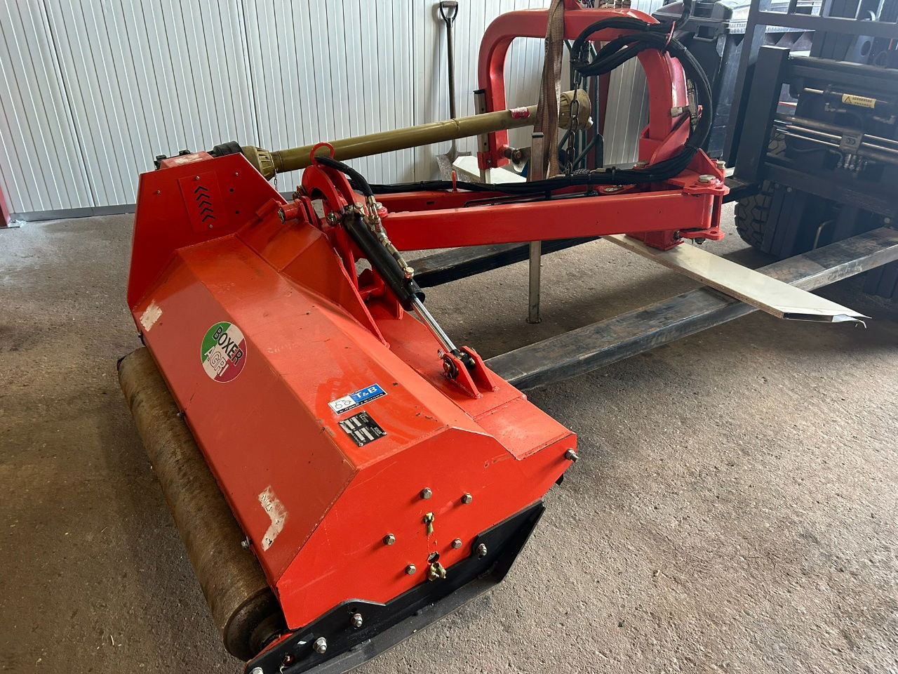 Boxer Boxer agroculture agf140 - Seitenmulcher: das Bild 1 Boxer Boxer agroculture agf140 - Seitenmulcher: das Bild 1