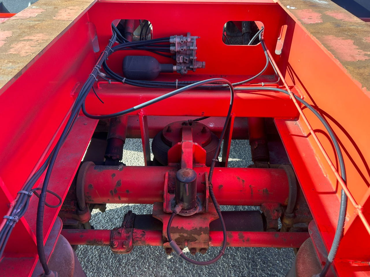 Broshuis 2-Connect-5Akcc / 3 x Steering axle / 4 x Lifting axle / tyres 80 / 3 x - Container/ Wechselfahrgestell Auflieger: das Bild 5 Broshuis 2-Connect-5Akcc / 3 x Steering axle / 4 x Lifting axle / tyres 80 / 3 x - Container/ Wechselfahrgestell Auflieger: das Bild 5
