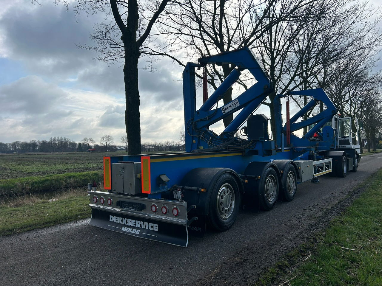 Hammar Sideloader 160 S / 20ft - 2 x 20 ft - 40 - Containers / 33 Tons lifting capacity / Remote control - Container/ Wechselfahrgestell Auflieger: das Bild 4 Hammar Sideloader 160 S / 20ft - 2 x 20 ft - 40 - Containers / 33 Tons lifting capacity / Remote control - Container/ Wechselfahrgestell Auflieger: das Bild 4