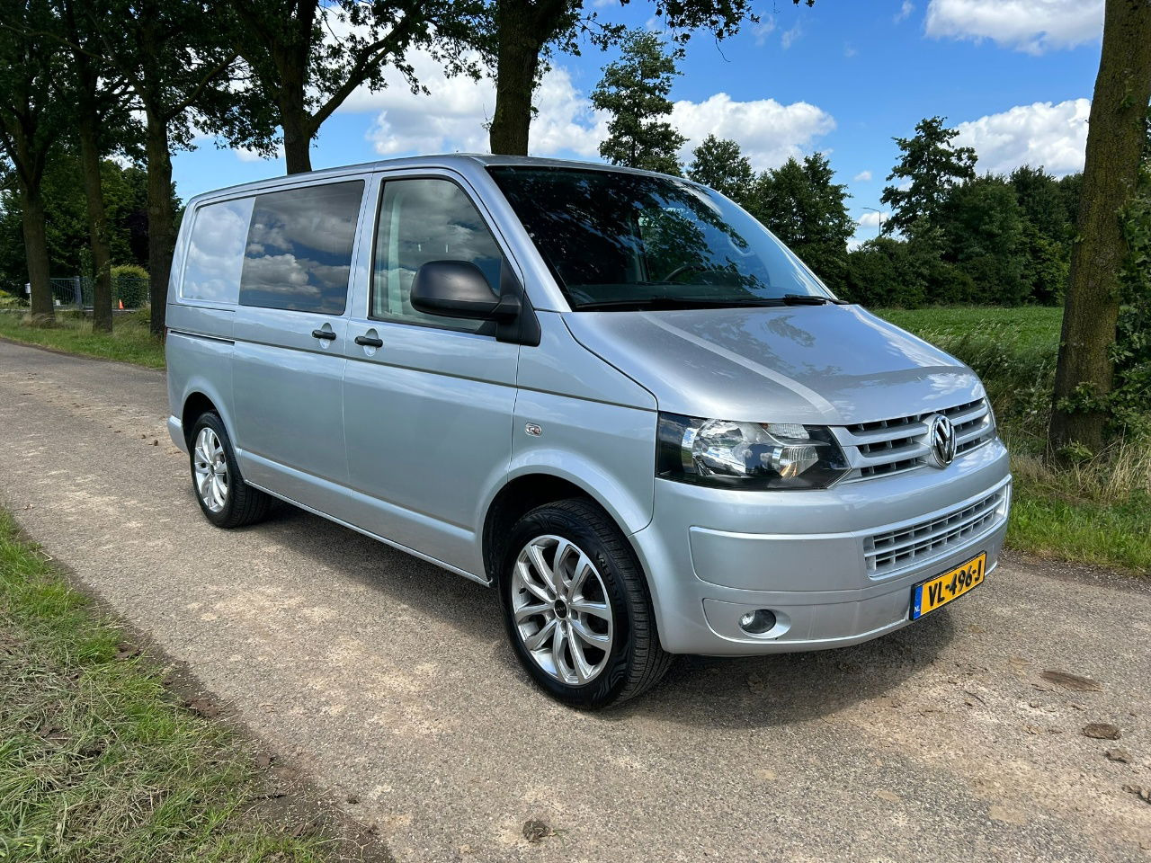 Volkswagen Transporter 2.0 TDI Bleumotion Technology L1 H1 114 PK apk 14-12-2026 Airco - Kleintransporter: das Bild 1 Volkswagen Transporter 2.0 TDI Bleumotion Technology L1 H1 114 PK apk 14-12-2026 Airco - Kleintransporter: das Bild 1