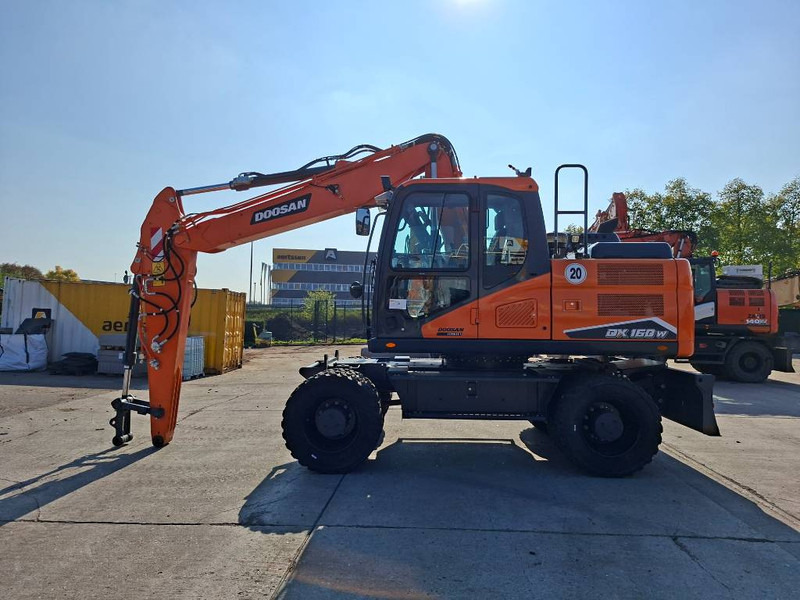 Doosan DX 160 W-7 (EX Demo) - Mobilbagger: das Bild 1 Doosan DX 160 W-7 (EX Demo) - Mobilbagger: das Bild 1