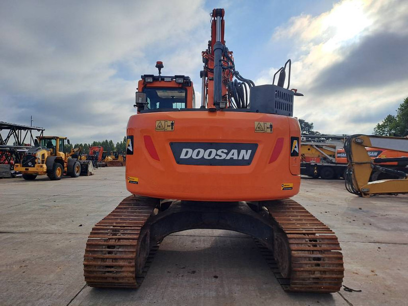 Doosan DX235LCR-5 - Kettenbagger: das Bild 3 Doosan DX235LCR-5 - Kettenbagger: das Bild 3