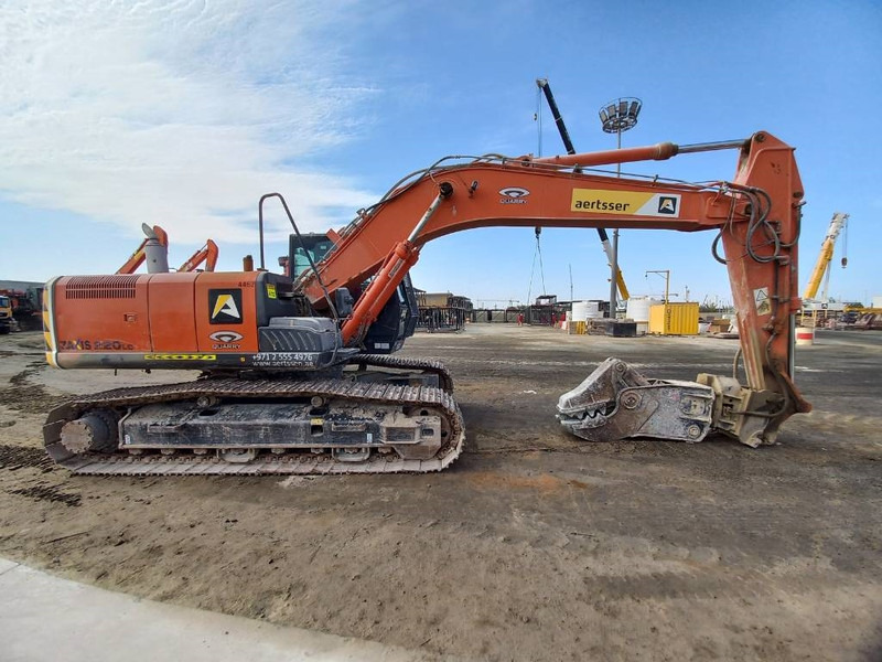 Hitachi ZX220LC (Abu Dhabi) - Kettenbagger: das Bild 2 Hitachi ZX220LC (Abu Dhabi) - Kettenbagger: das Bild 2