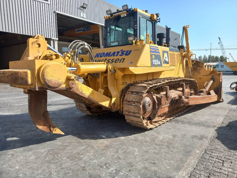 Komatsu D155A (4 Pieces available - Abu Dhabi) - Bulldozer: das Bild 4 Komatsu D155A (4 Pieces available - Abu Dhabi) - Bulldozer: das Bild 4