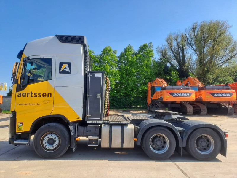 Volvo FH 13 540 (110 ton / 3 pieces) - Sattelzugmaschine: das Bild 2 Volvo FH 13 540 (110 ton / 3 pieces) - Sattelzugmaschine: das Bild 2