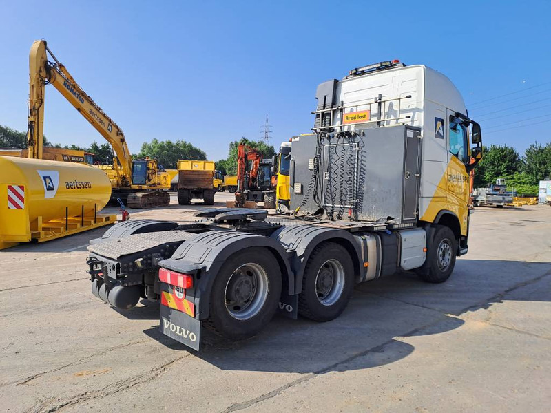 Volvo FH 13 540 (110 ton / 3 pieces) - Sattelzugmaschine: das Bild 5 Volvo FH 13 540 (110 ton / 3 pieces) - Sattelzugmaschine: das Bild 5