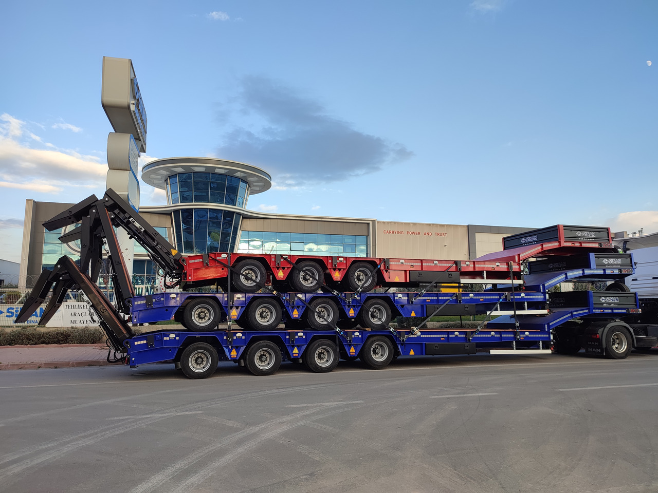 SINAN TANKER TRAILER Lowbed 4 axle - Tieflader Auflieger: das Bild 1 SINAN TANKER TRAILER Lowbed 4 axle - Tieflader Auflieger: das Bild 1