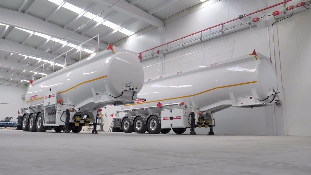 SINAN TANKER-TREYLER Aluminium, fuel tanker- Бензовоз Алюминьевый - Tankauflieger: das Bild 1 SINAN TANKER-TREYLER Aluminium, fuel tanker- Бензовоз Алюминьевый - Tankauflieger: das Bild 1