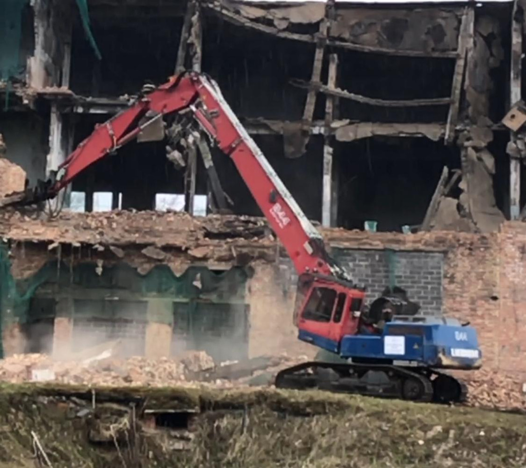 LIEBHERR R944B VH-HD. UHD boom and standart boom included. - Abrissbagger: das Bild 4 LIEBHERR R944B VH-HD. UHD boom and standart boom included. - Abrissbagger: das Bild 4