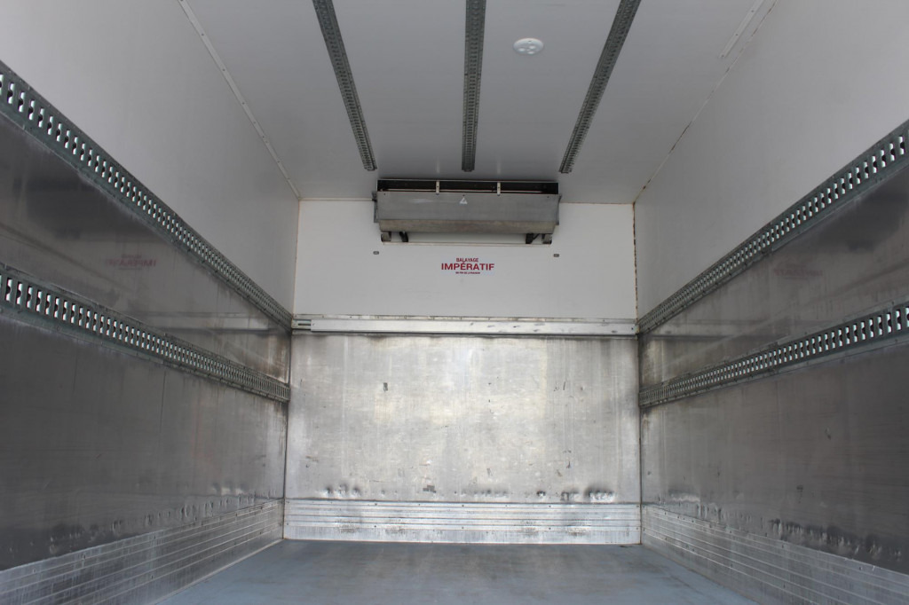 Daf LF 260 E6 Carrier Supra 550 Strom Tür LBW - Kühlkoffer LKW: das Bild 2 Daf LF 260 E6 Carrier Supra 550 Strom Tür LBW - Kühlkoffer LKW: das Bild 2