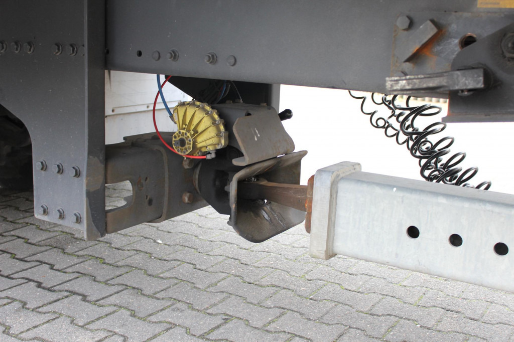 Fruehauf Fruehauf 2-Achser SAF Edscha Alu Bordwände - Planenanhänger: das Bild 5 Fruehauf Fruehauf 2-Achser SAF Edscha Alu Bordwände - Planenanhänger: das Bild 5