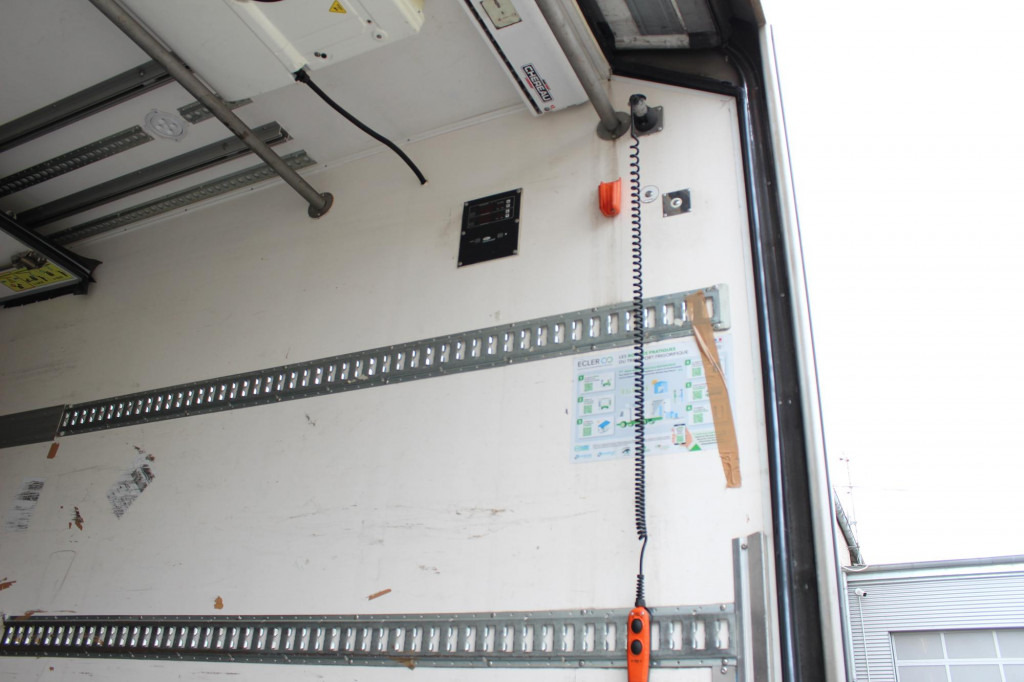 Mercedes-Benz Antos 2536 E6 CS 1250Mt Tri-temp LBW TW ATP - Kühlkoffer LKW: das Bild 5 Mercedes-Benz Antos 2536 E6 CS 1250Mt Tri-temp LBW TW ATP - Kühlkoffer LKW: das Bild 5