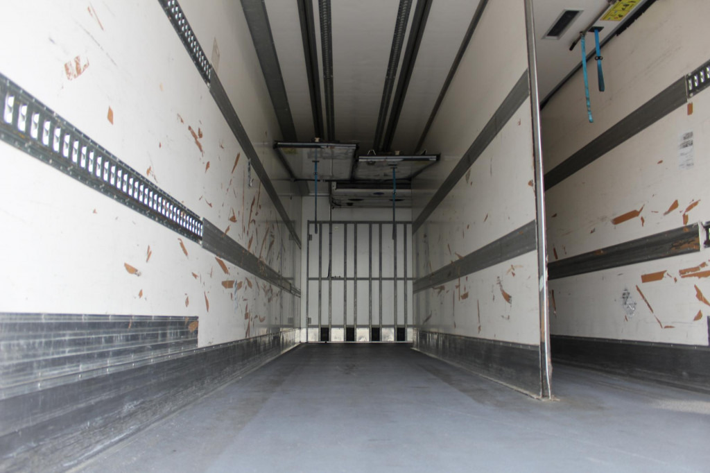 Mercedes-Benz Antos 2536 E6 CS 1250Mt Tri-temp LBW TW ATP - Kühlkoffer LKW: das Bild 3 Mercedes-Benz Antos 2536 E6 CS 1250Mt Tri-temp LBW TW ATP - Kühlkoffer LKW: das Bild 3