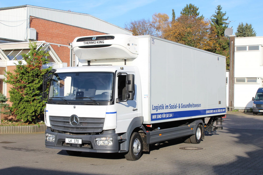 Mercedes-Benz Atego 1221 E6 TK T-800 R Strom Türen+LBW - Kühlkoffer LKW: das Bild 1 Mercedes-Benz Atego 1221 E6 TK T-800 R Strom Türen+LBW - Kühlkoffer LKW: das Bild 1