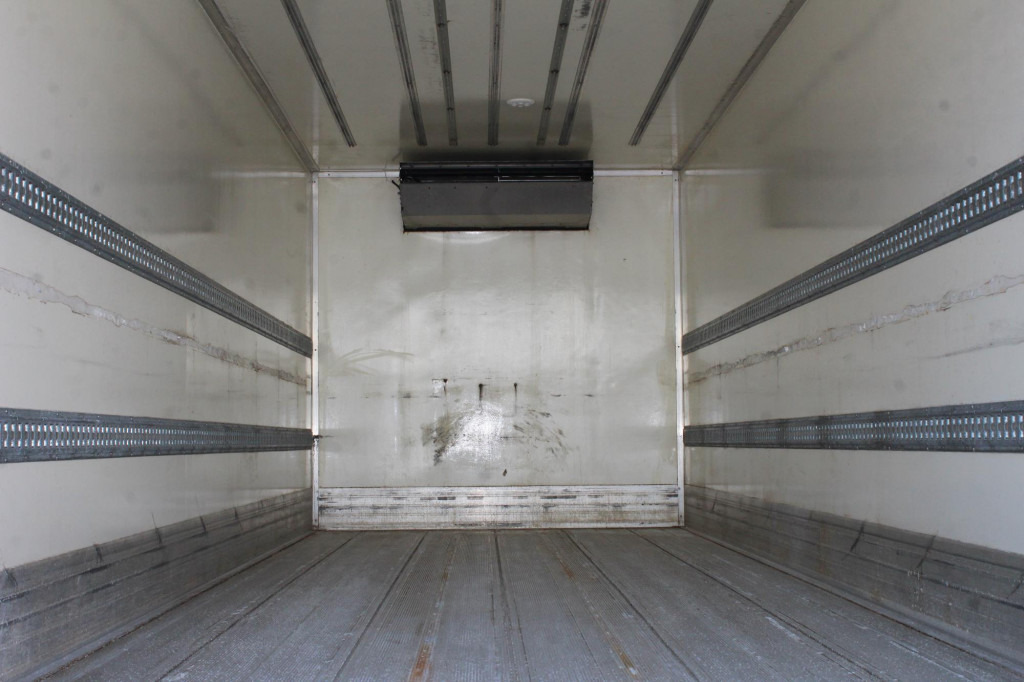 Mercedes-Benz Atego 1221 TK T-800R Tiefkühl Türen+LBW - Kühlkoffer LKW: das Bild 4 Mercedes-Benz Atego 1221 TK T-800R Tiefkühl Türen+LBW - Kühlkoffer LKW: das Bild 4