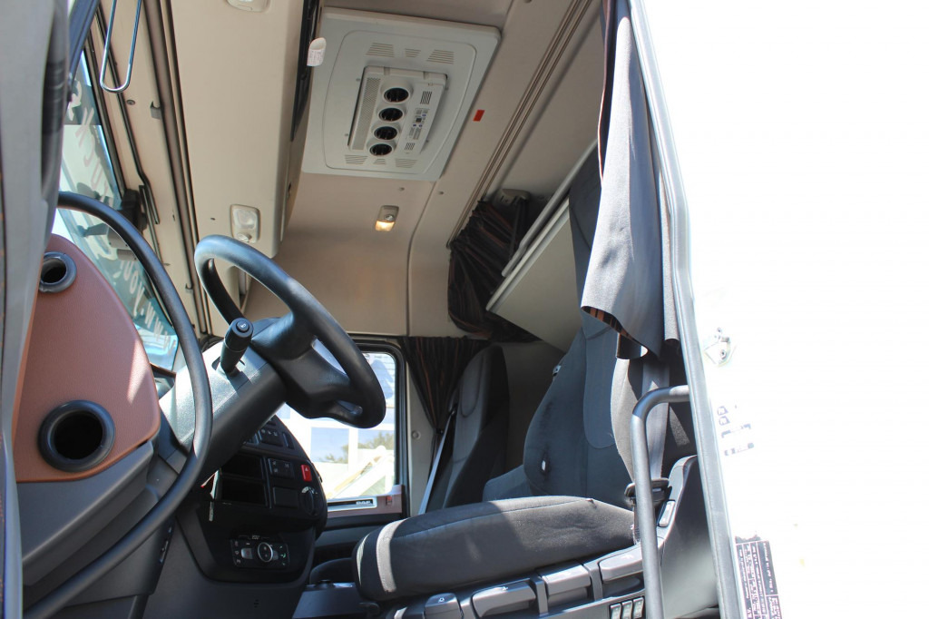 Sattelzugmaschine Daf XF  480 SC  Retarder ACC LDWS Standklima Kühlbox: das Bild 15