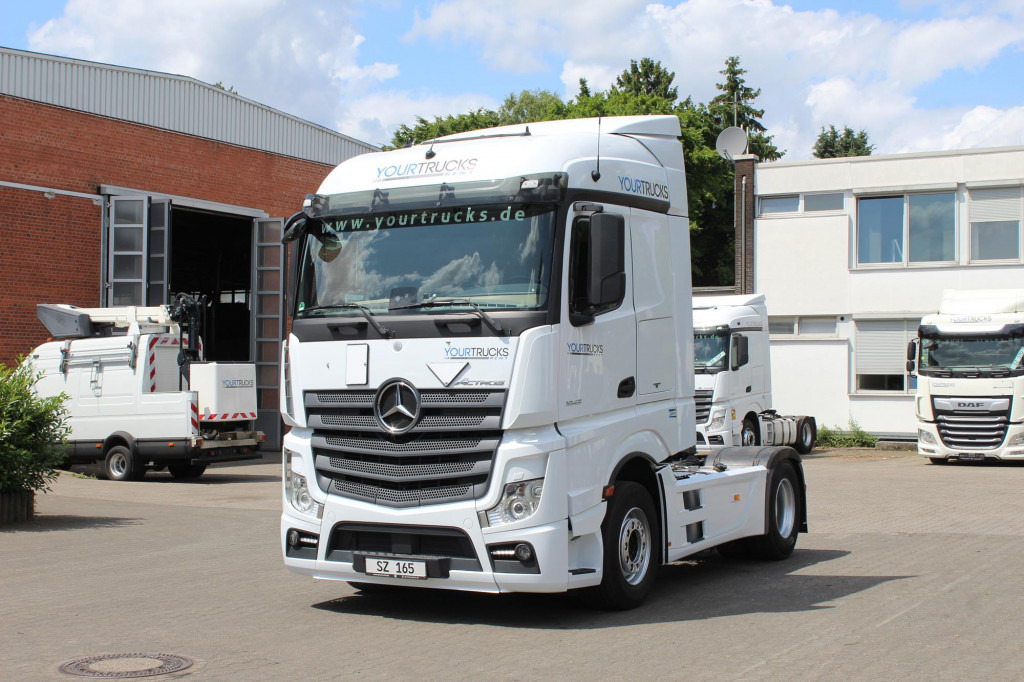 Mercedes-Benz Actros 1845 Retarder Xenon ACC Vollspoiler - Sattelzugmaschine: das Bild 1 Mercedes-Benz Actros 1845 Retarder Xenon ACC Vollspoiler - Sattelzugmaschine: das Bild 1