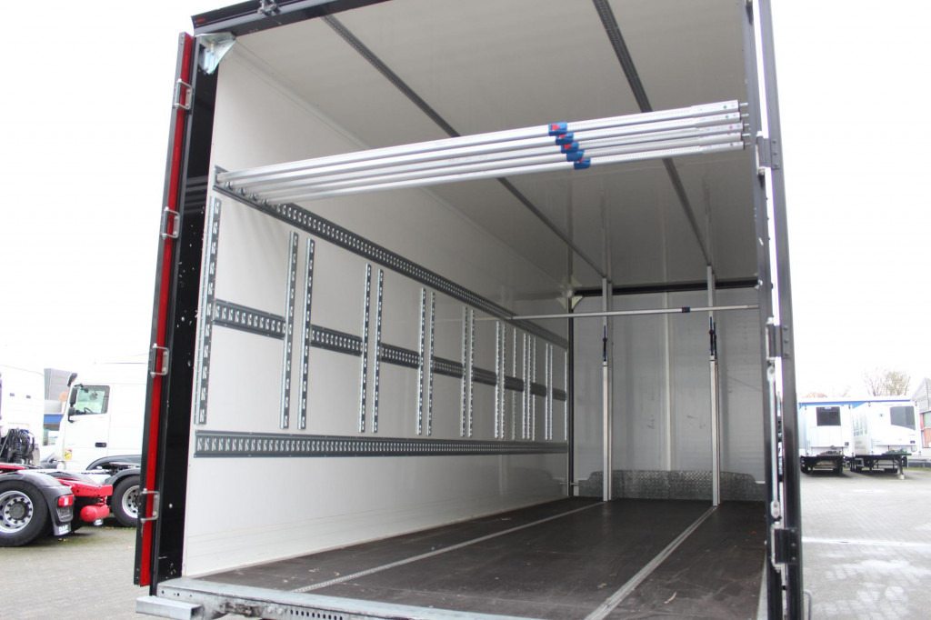 Mercedes-Benz Atego 1530 Koffer DS Schlafkab Durchladen 99Tkm! - Transporter: das Bild 4 Mercedes-Benz Atego 1530 Koffer DS Schlafkab Durchladen 99Tkm! - Transporter: das Bild 4