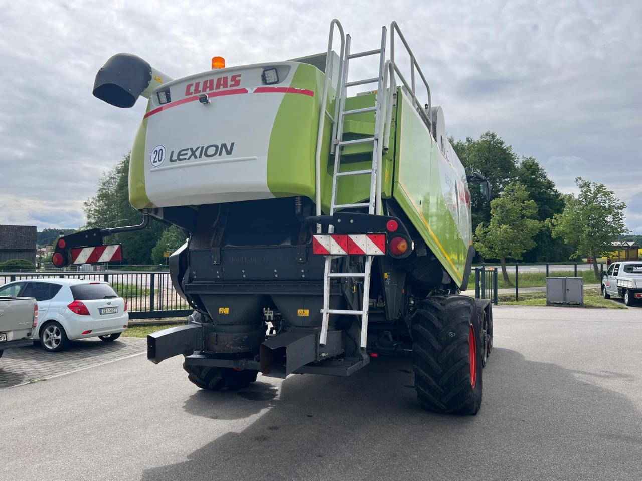 CLAAS Lexion 580 Terra Trac - Mähdrescher: das Bild 4 CLAAS Lexion 580 Terra Trac - Mähdrescher: das Bild 4