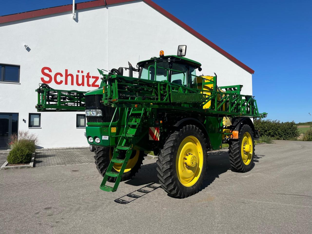 John Deere 5430i, Autotrac SF 3000, hydr. Spurverstellung - Selbstfahrspritze: das Bild 2 John Deere 5430i, Autotrac SF 3000, hydr. Spurverstellung - Selbstfahrspritze: das Bild 2