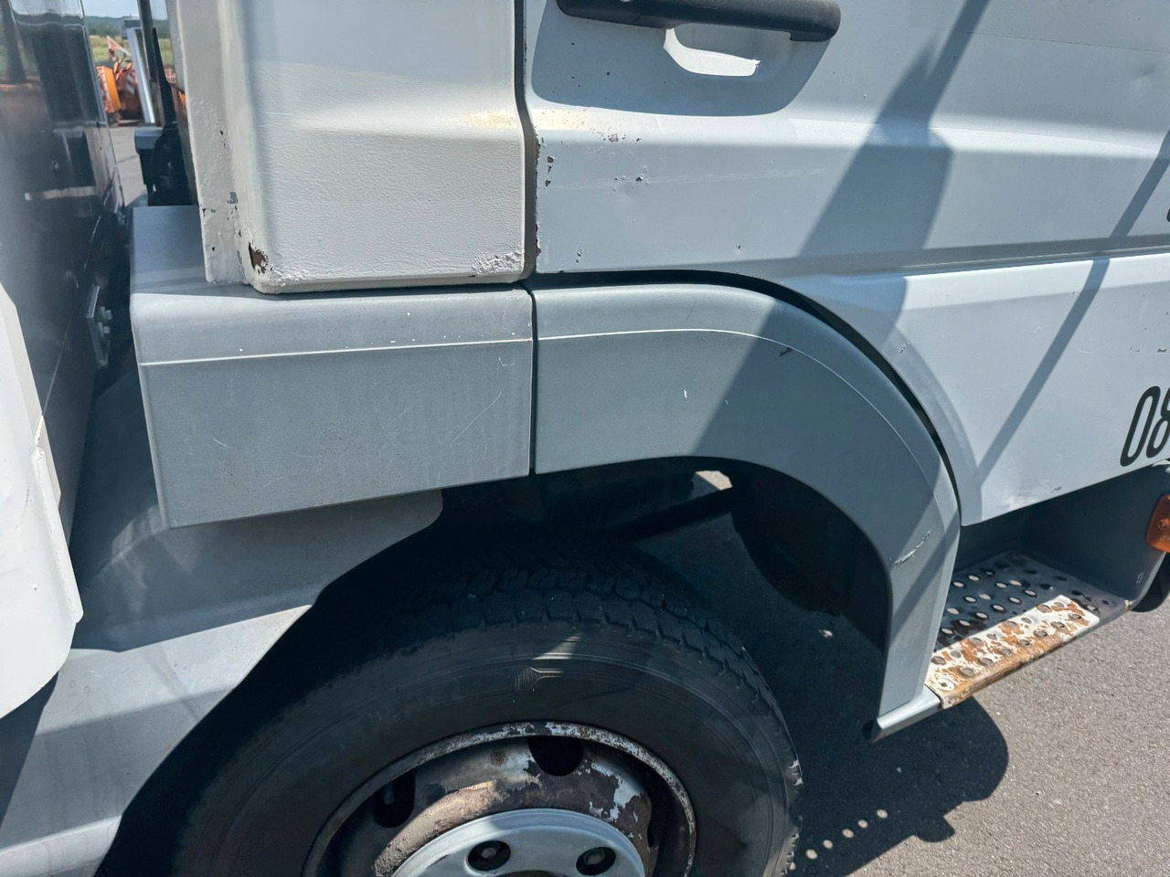 Koffer Transporter Mercedes-Benz 818 Koffer / LBW / AHK + DL: das Bild 8
