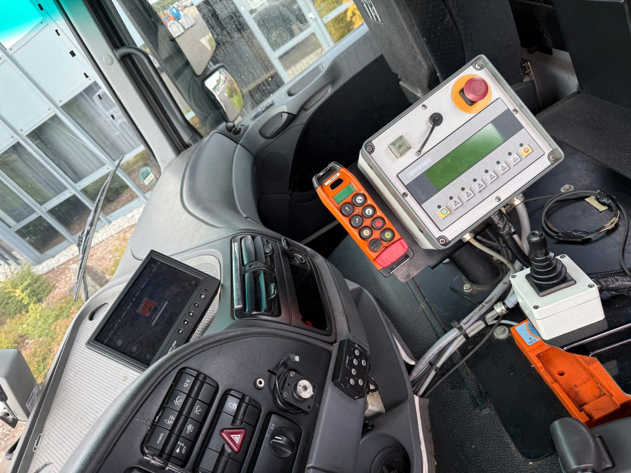 Fahrgestell LKW Mercedes-Benz Actros 2532 MP 3 Fahrgestell: das Bild 11