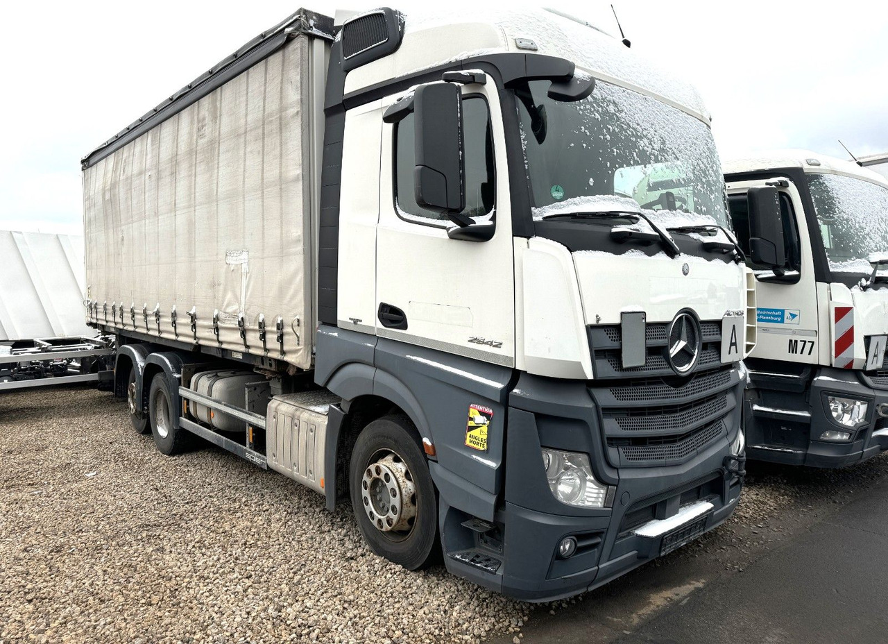Mercedes-Benz Actros 2542 6x2 - Getriebeschaden- Mercedes-Benz Actros 2542 6x2 - Getriebeschaden- - Containerwagen/ Wechselfahrgestell LKW: das Bild 1 Mercedes-Benz Actros 2542 6x2 - Getriebeschaden- Mercedes-Benz Actros 2542 6x2 - Getriebeschaden- - Containerwagen/ Wechselfahrgestell LKW: das Bild 1