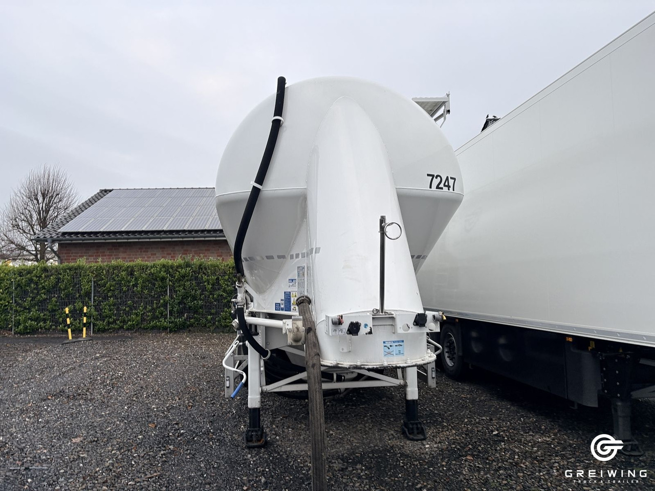 Feldbinder EUT 37.3 - Siloauflieger: das Bild 2 Feldbinder EUT 37.3 - Siloauflieger: das Bild 2