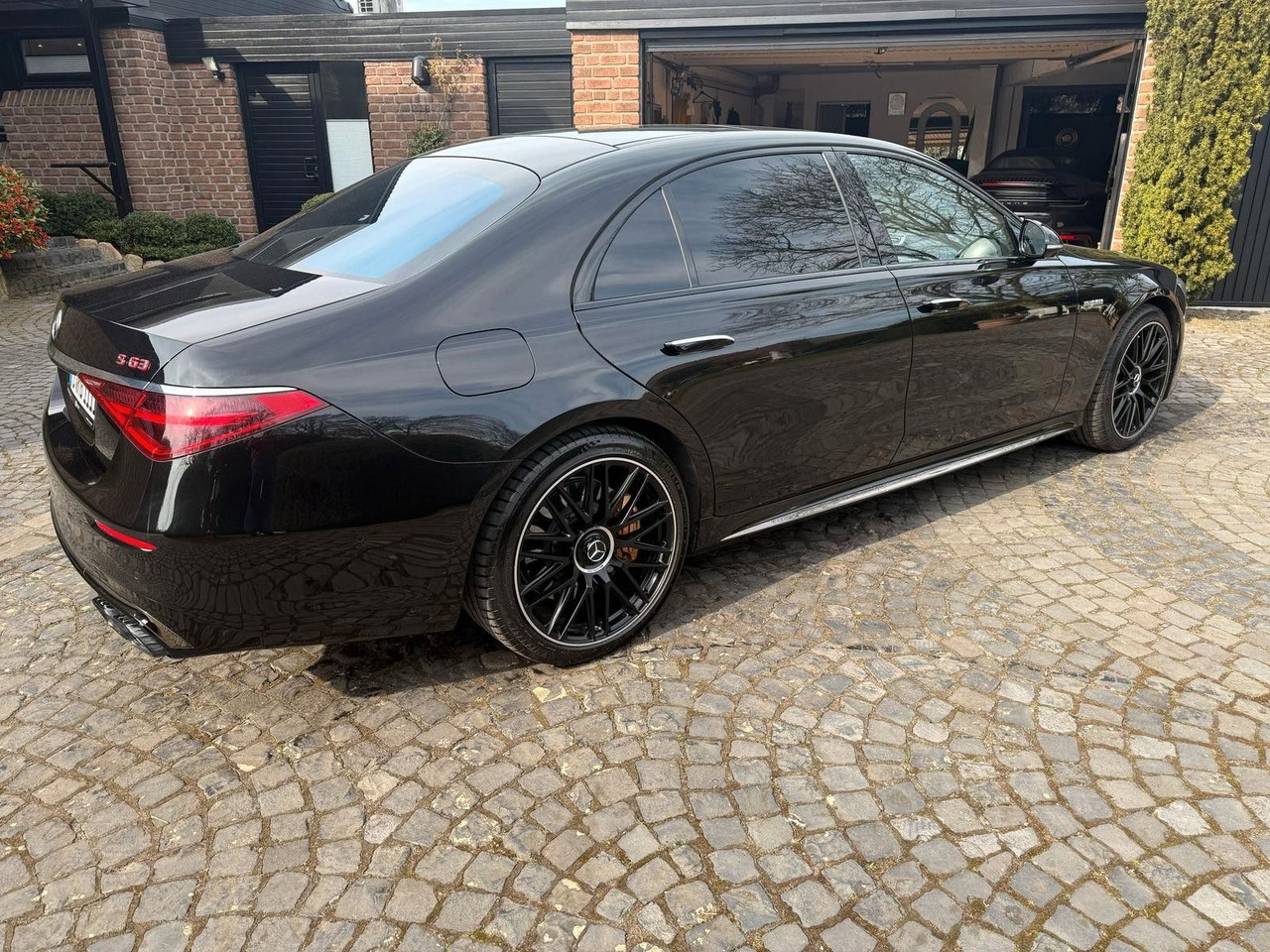 Mercedes-Benz S 63 AMG S -Klasse Lim. S 63 AMG e 4Matic+ L - PKW: das Bild 4 Mercedes-Benz S 63 AMG S -Klasse Lim. S 63 AMG e 4Matic+ L - PKW: das Bild 4