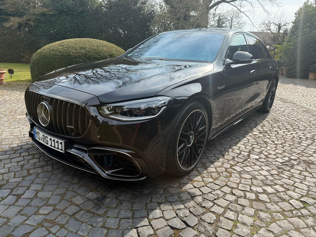 Mercedes-Benz S 63 AMG S -Klasse Lim. S 63 AMG e 4Matic+ L - PKW: das Bild 2 Mercedes-Benz S 63 AMG S -Klasse Lim. S 63 AMG e 4Matic+ L - PKW: das Bild 2