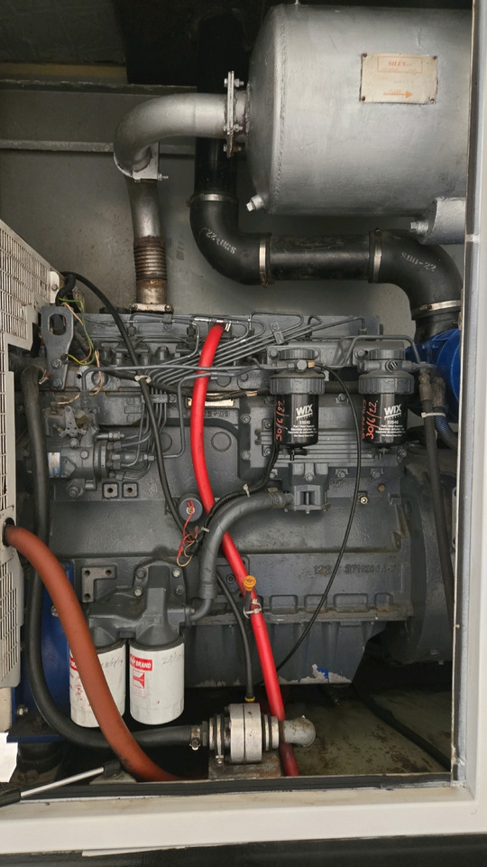 Trielectron Air conditioning ACU-5080DE - Luftfahrt-Bodengerät: das Bild 3 Trielectron Air conditioning ACU-5080DE - Luftfahrt-Bodengerät: das Bild 3