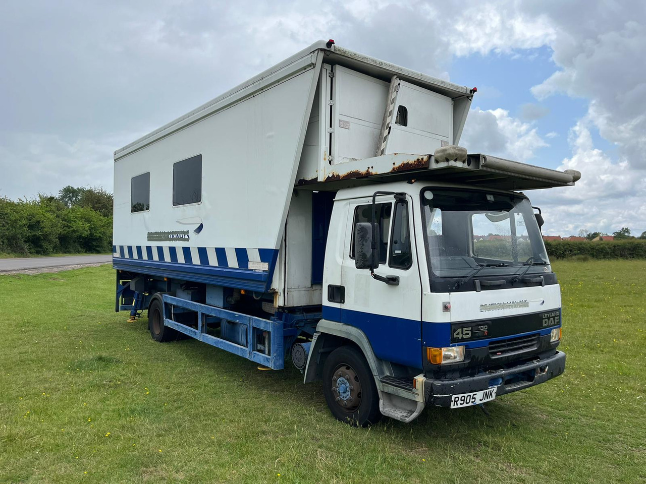 Ambulift-Fahrzeug NrEquip PRM: das Bild 7