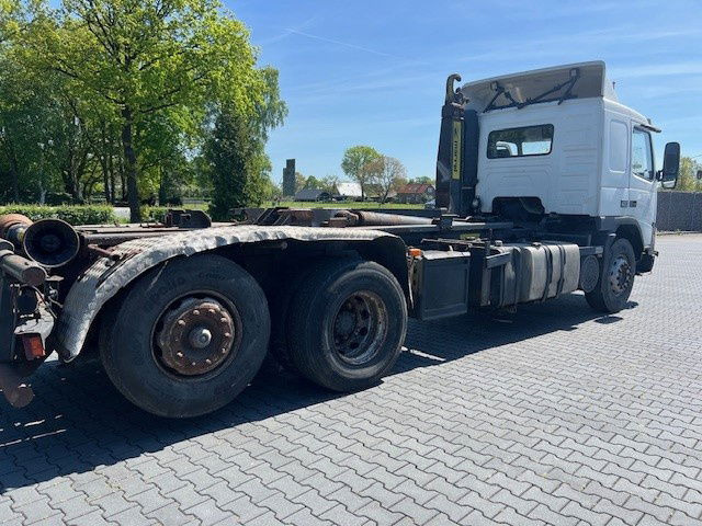 Volvo FM 12.420 FM12.420 6x2 - Fahrgestell LKW: das Bild 4 Volvo FM 12.420 FM12.420 6x2 - Fahrgestell LKW: das Bild 4