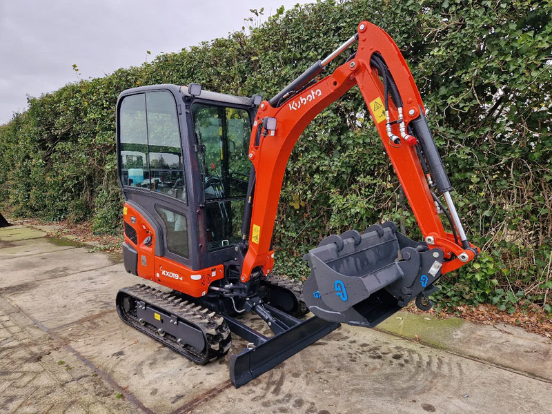 Kubota KX019-4 Hi-spec (NIEUW) - Minibagger: das Bild 3 Kubota KX019-4 Hi-spec (NIEUW) - Minibagger: das Bild 3