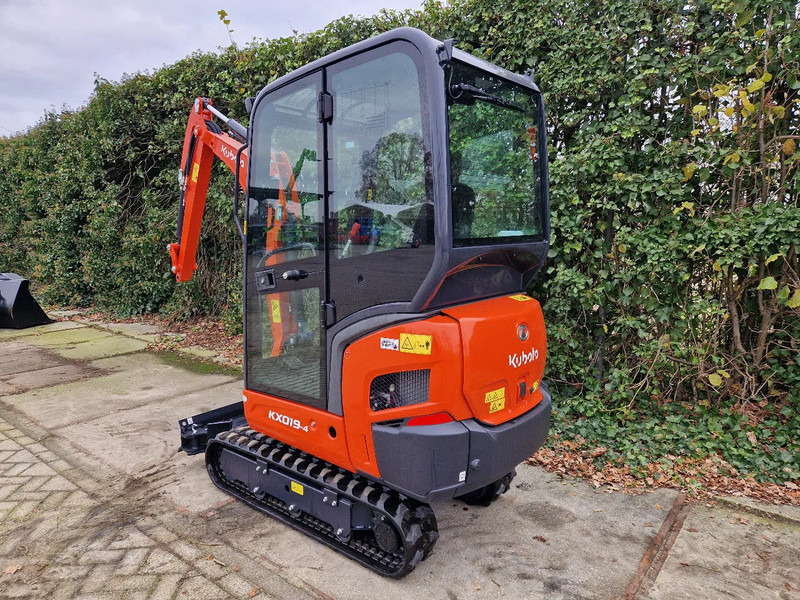 Kubota KX019-4 Hi-spec (NIEUW) - Minibagger: das Bild 5 Kubota KX019-4 Hi-spec (NIEUW) - Minibagger: das Bild 5