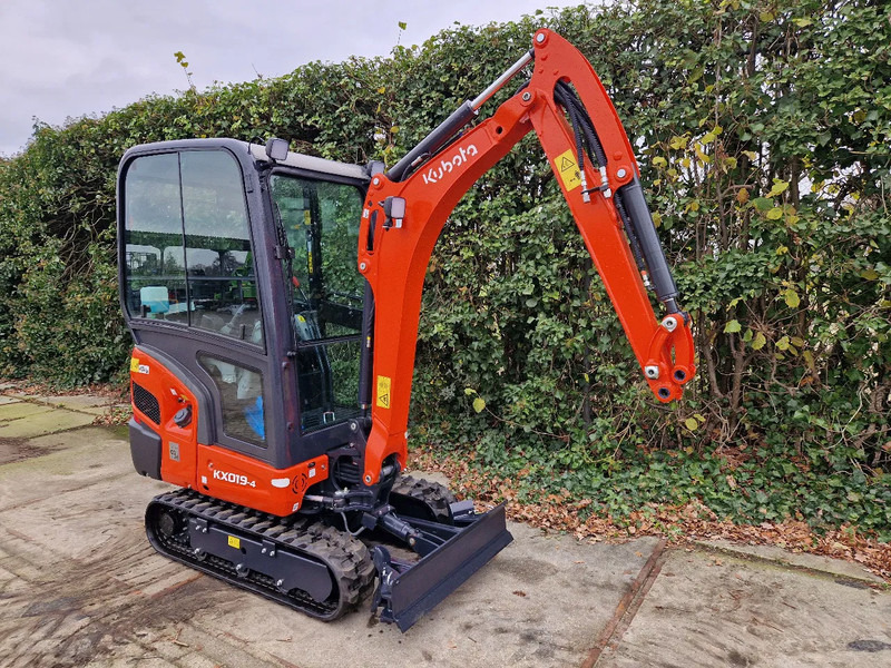 Kubota KX019-4 Hi-spec (NIEUW) - Minibagger: das Bild 3 Kubota KX019-4 Hi-spec (NIEUW) - Minibagger: das Bild 3