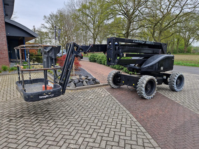Niftylift HR17 Hybrid 4x4 - Gelenkarmbühne: das Bild 5 Niftylift HR17 Hybrid 4x4 - Gelenkarmbühne: das Bild 5
