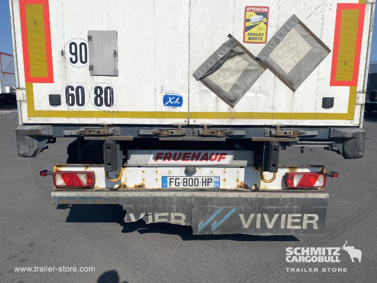 FRUEHAUF Curtainsider Standard Taillift - Planenauflieger: das Bild 4 FRUEHAUF Curtainsider Standard Taillift - Planenauflieger: das Bild 4