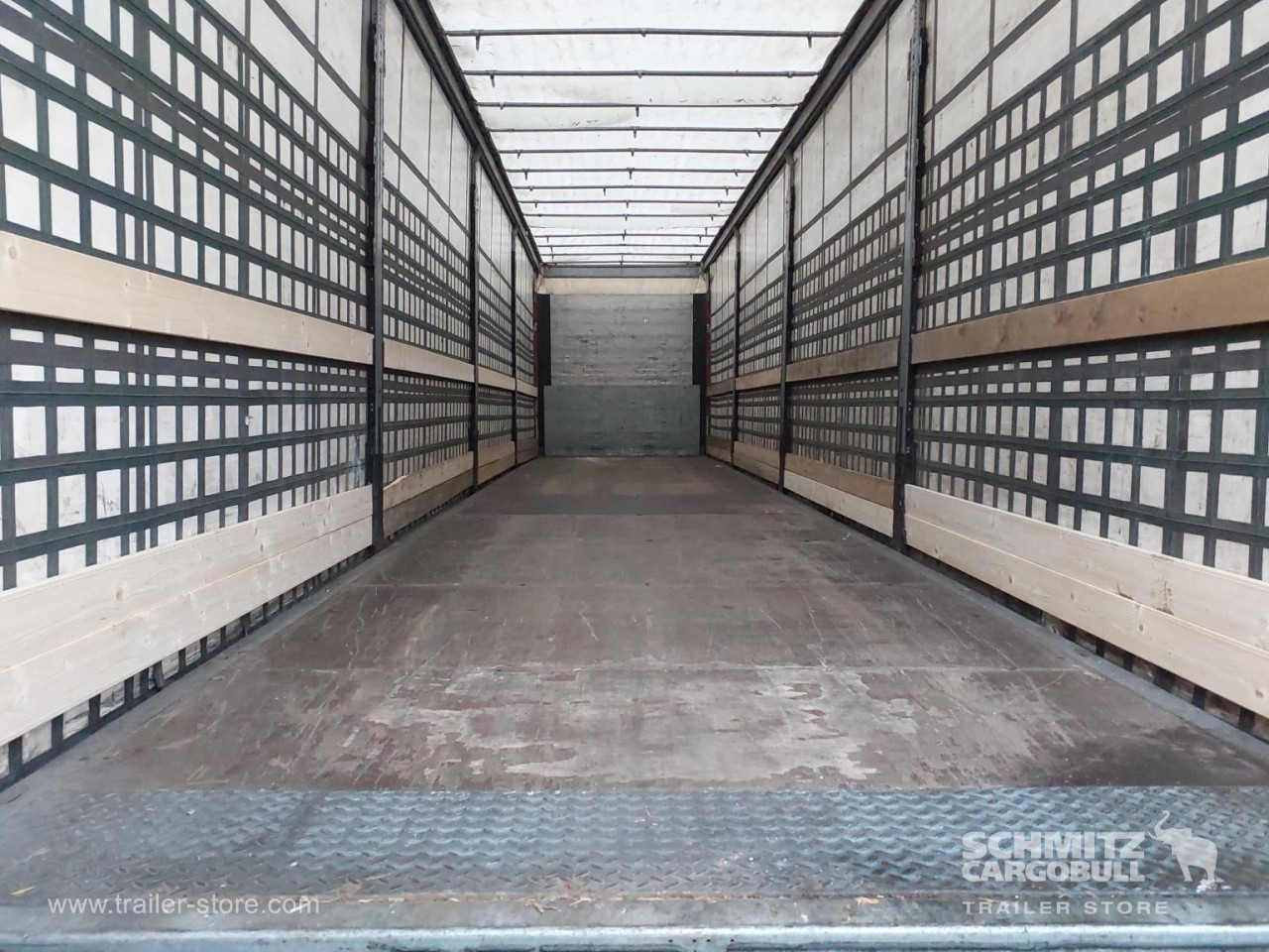 SCHMITZ Curtainsider Standard - Planenauflieger: das Bild 4 SCHMITZ Curtainsider Standard - Planenauflieger: das Bild 4