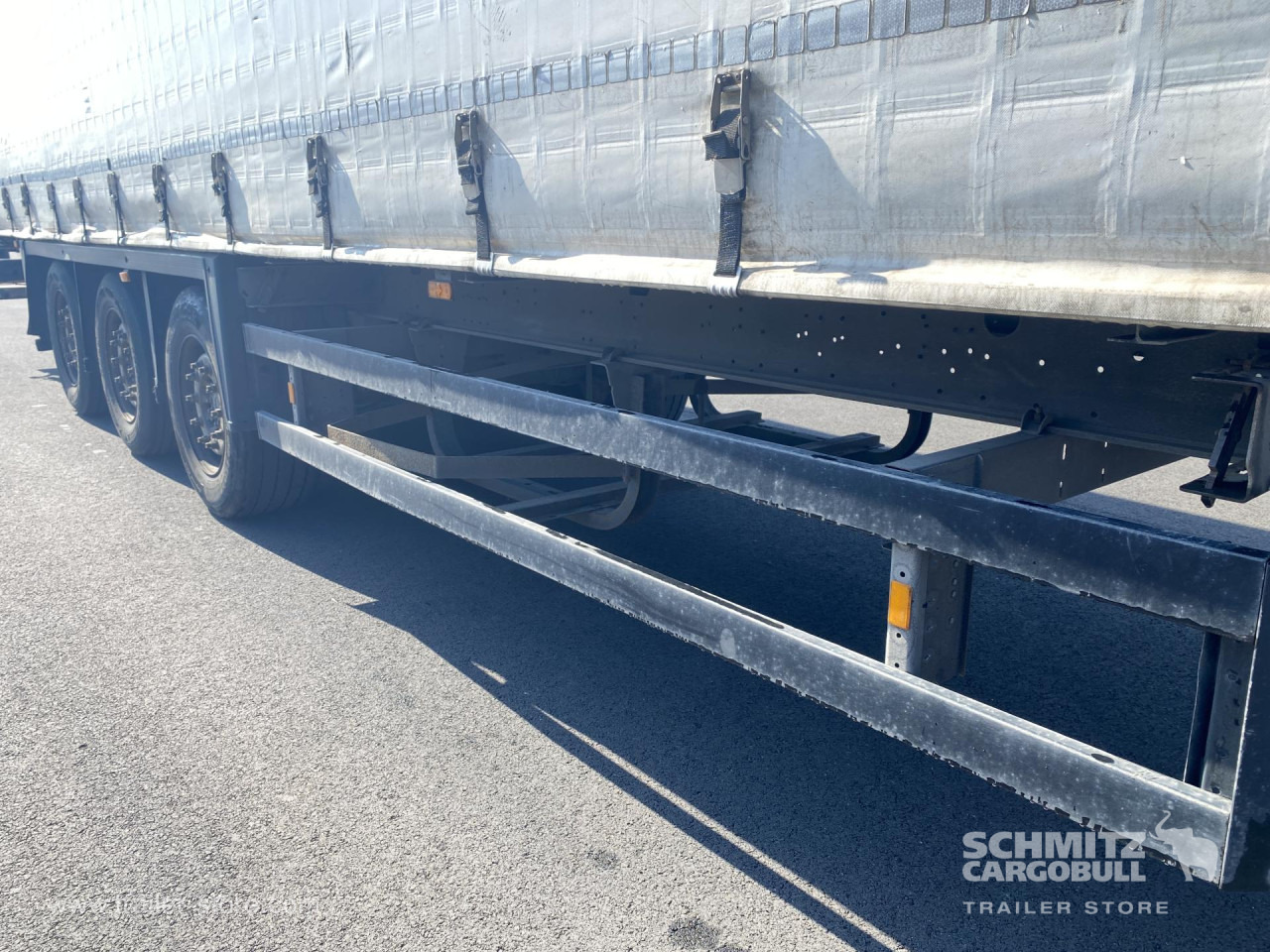 SCHMITZ Curtainsider Standard - Planenauflieger: das Bild 3 SCHMITZ Curtainsider Standard - Planenauflieger: das Bild 3