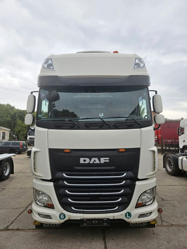DAF XF 460 SSC, Intarder, New Smart2 Tachograph, Sta - Sattelzugmaschine: das Bild 5 DAF XF 460 SSC, Intarder, New Smart2 Tachograph, Sta - Sattelzugmaschine: das Bild 5