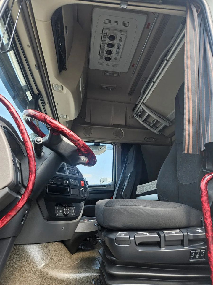 DAF XF 480 SSC Intarder Standklima Full Spoiler - Sattelzugmaschine: das Bild 5 DAF XF 480 SSC Intarder Standklima Full Spoiler - Sattelzugmaschine: das Bild 5