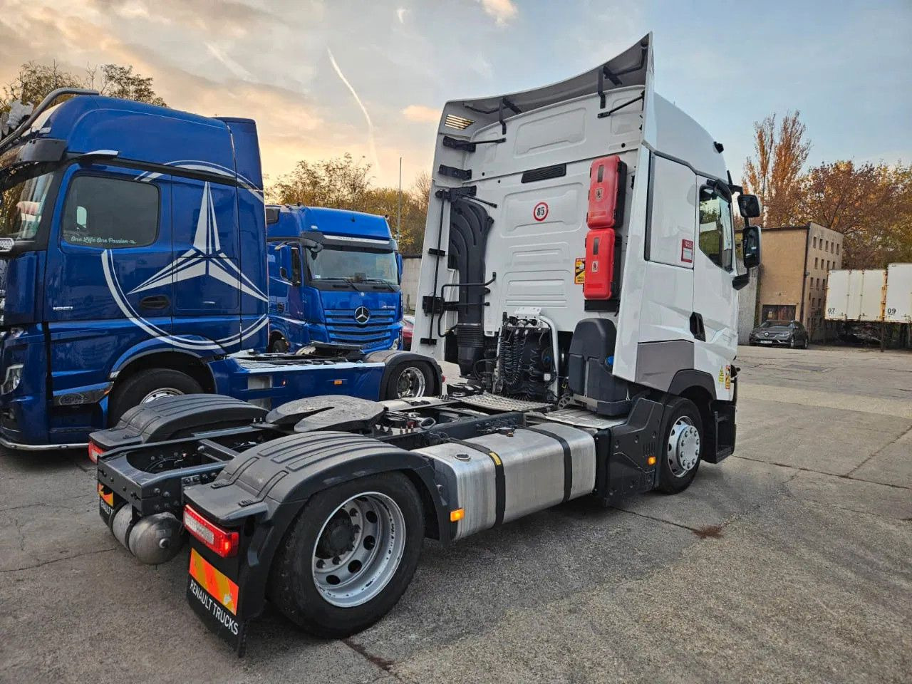 Renault T520 HSC, Mega, Standklima - Sattelzugmaschine: das Bild 4 Renault T520 HSC, Mega, Standklima - Sattelzugmaschine: das Bild 4