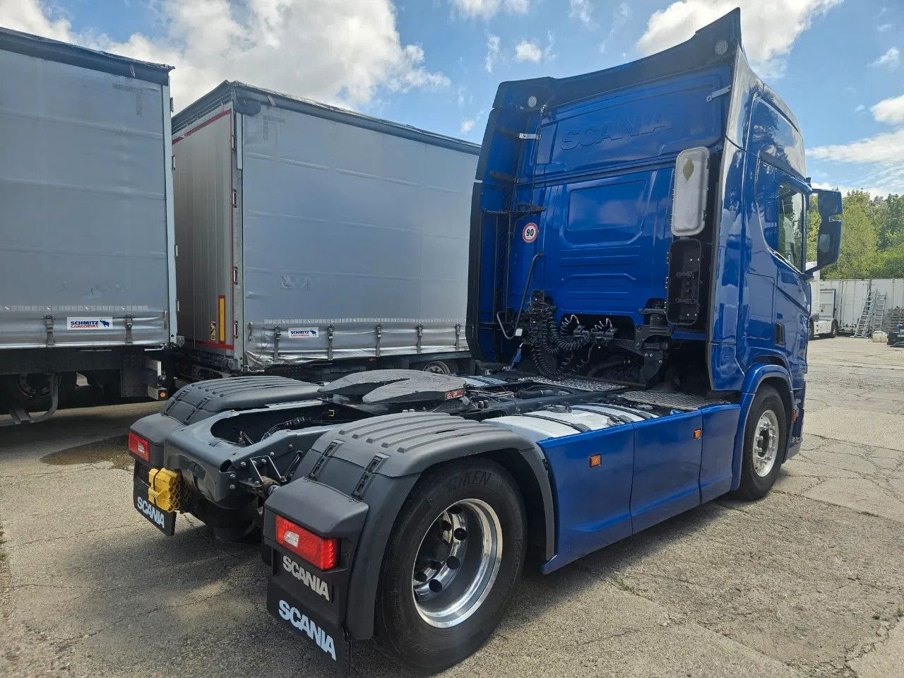 Scania R410 Standard - Full Spoiler - Retarder - Alloy - Sattelzugmaschine: das Bild 3 Scania R410 Standard - Full Spoiler - Retarder - Alloy - Sattelzugmaschine: das Bild 3
