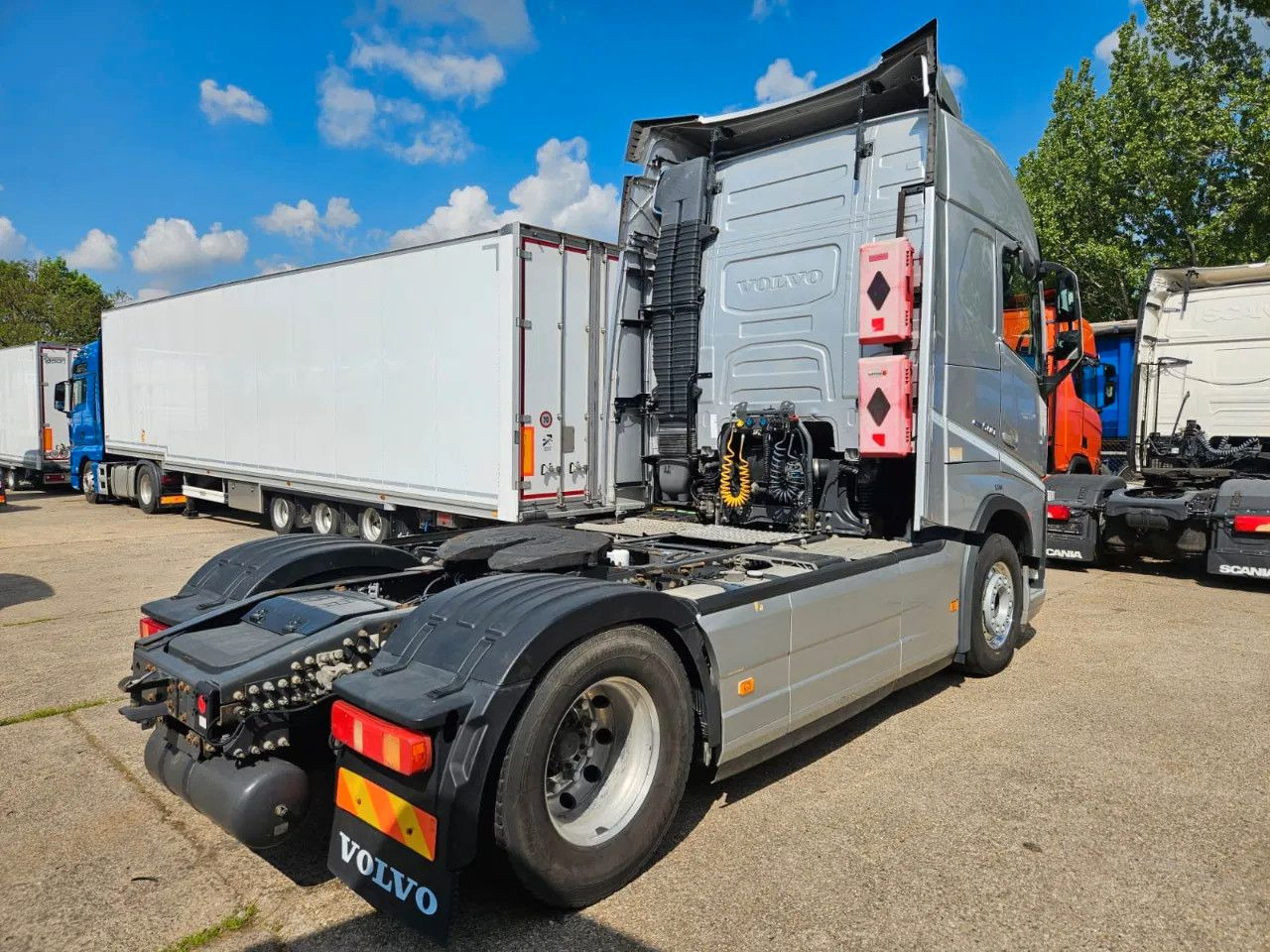 Volvo FH 500 Globe-Standard-Alloy W-ACC-DAS - Sattelzugmaschine: das Bild 3 Volvo FH 500 Globe-Standard-Alloy W-ACC-DAS - Sattelzugmaschine: das Bild 3