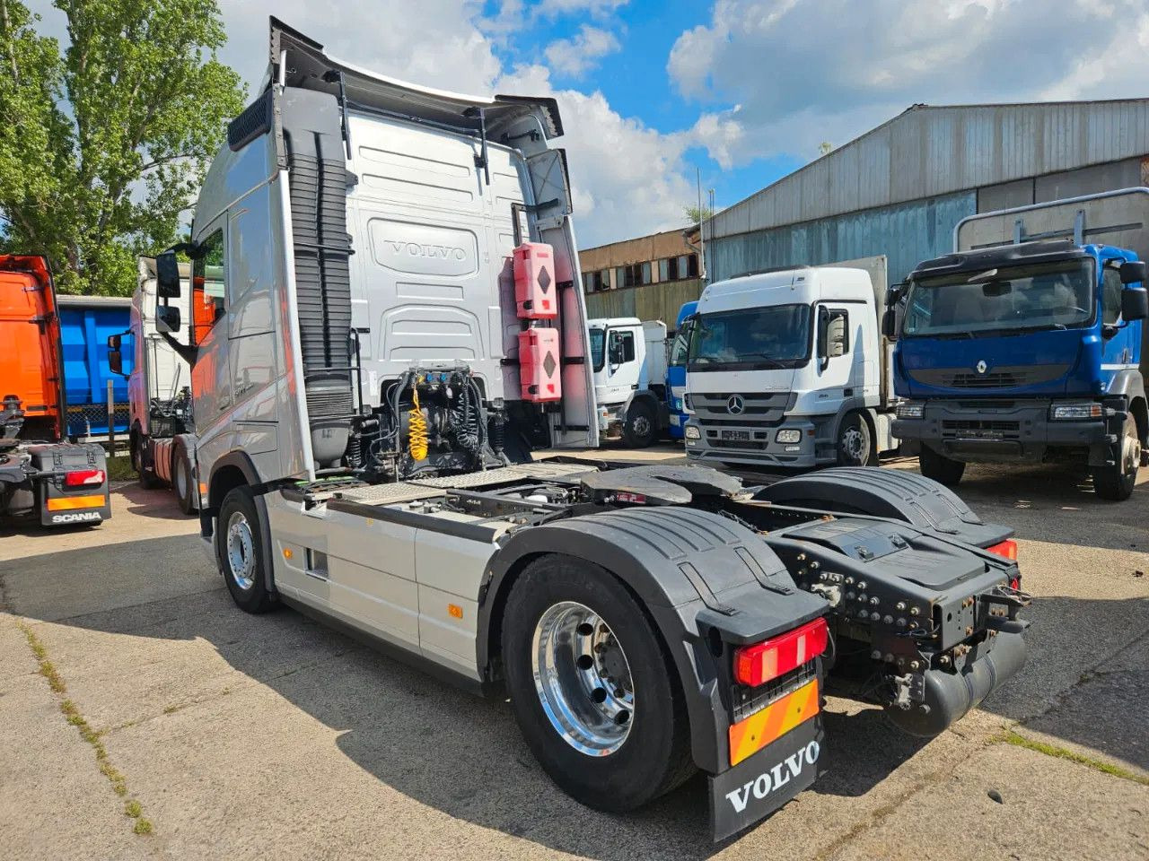 Volvo FH 500 Globe-Standard-Alloy W-ACC-DAS - Sattelzugmaschine: das Bild 4 Volvo FH 500 Globe-Standard-Alloy W-ACC-DAS - Sattelzugmaschine: das Bild 4