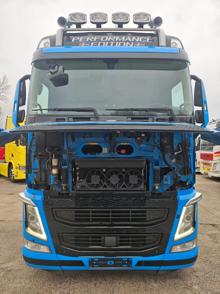 Volvo FH 540 Standard-XL-Dual Clutch Limited Edition-I - Sattelzugmaschine: das Bild 5 Volvo FH 540 Standard-XL-Dual Clutch Limited Edition-I - Sattelzugmaschine: das Bild 5