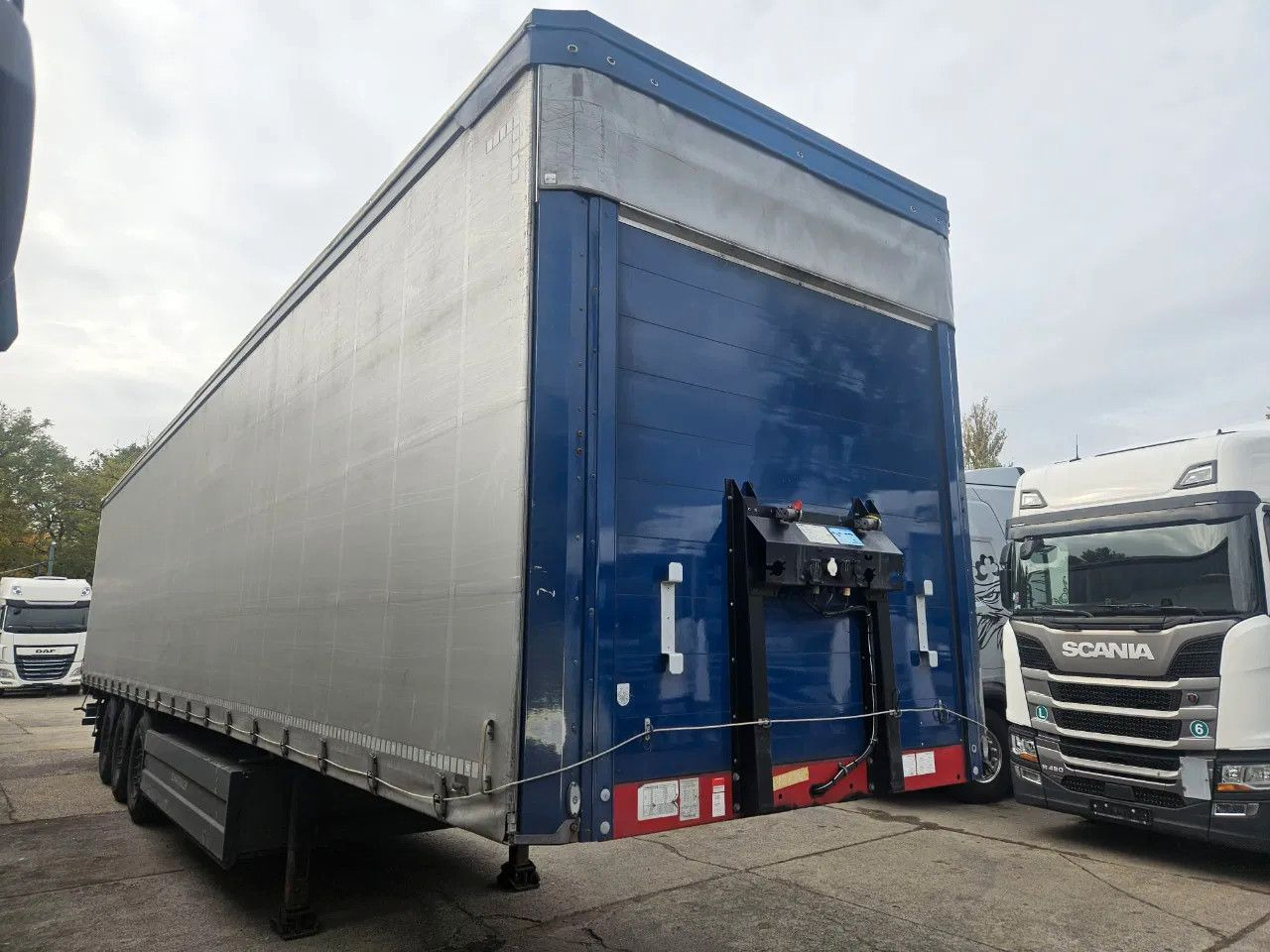 Schwarzmüller S1 J-seria, Pallet box - Planenauflieger: das Bild 2 Schwarzmüller S1 J-seria, Pallet box - Planenauflieger: das Bild 2