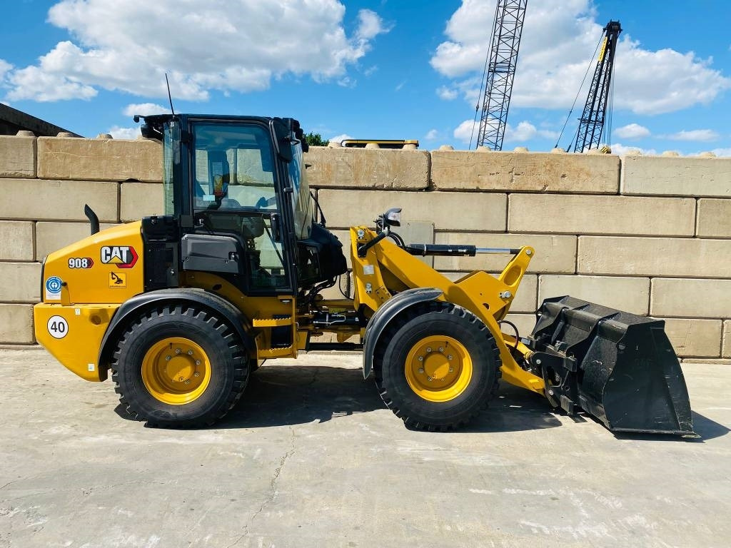 CAT 908-14A - Radlader: das Bild 2 CAT 908-14A - Radlader: das Bild 2