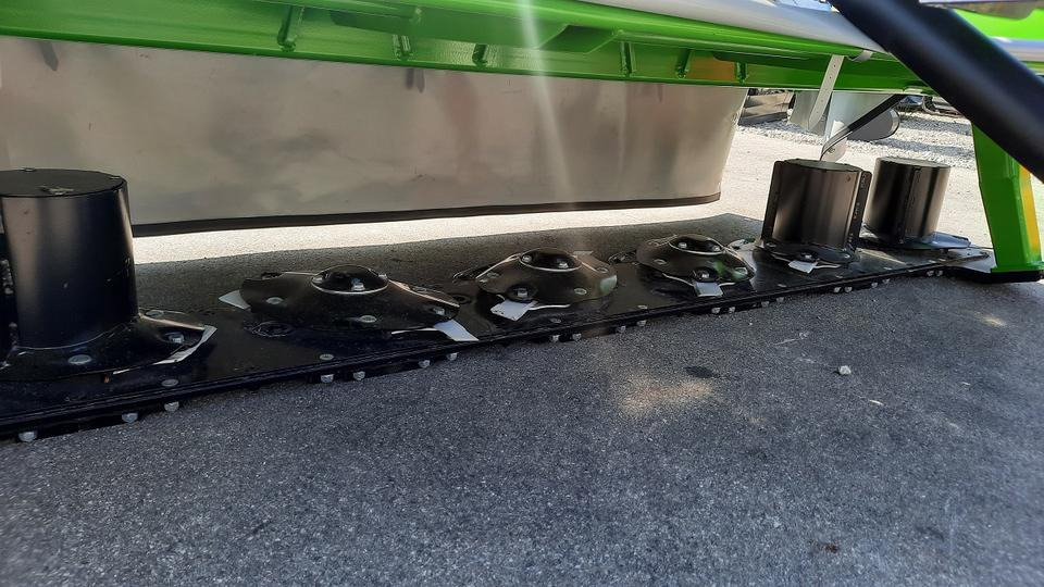 Mähwerk Frontmähwerk 3m Mähwerk Fast Cut Talex Pöttinger Scheibenmähwerk: das Bild 7 Mähwerk Frontmähwerk 3m Mähwerk Fast Cut Talex Pöttinger Scheibenmähwerk: das Bild 7